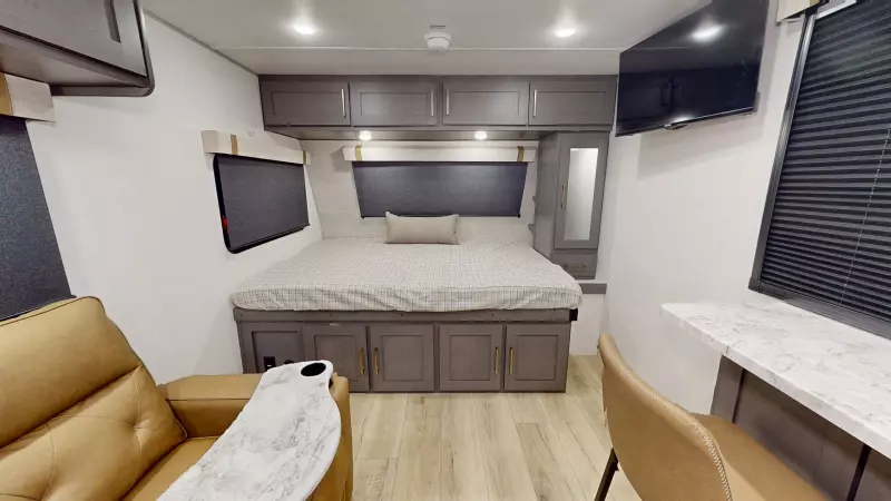 16MBJ Floorplan Main Room